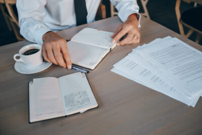 Layanan Penerjemah Tersumpah: Solusi Tepat untuk Dokumen Legal Anda